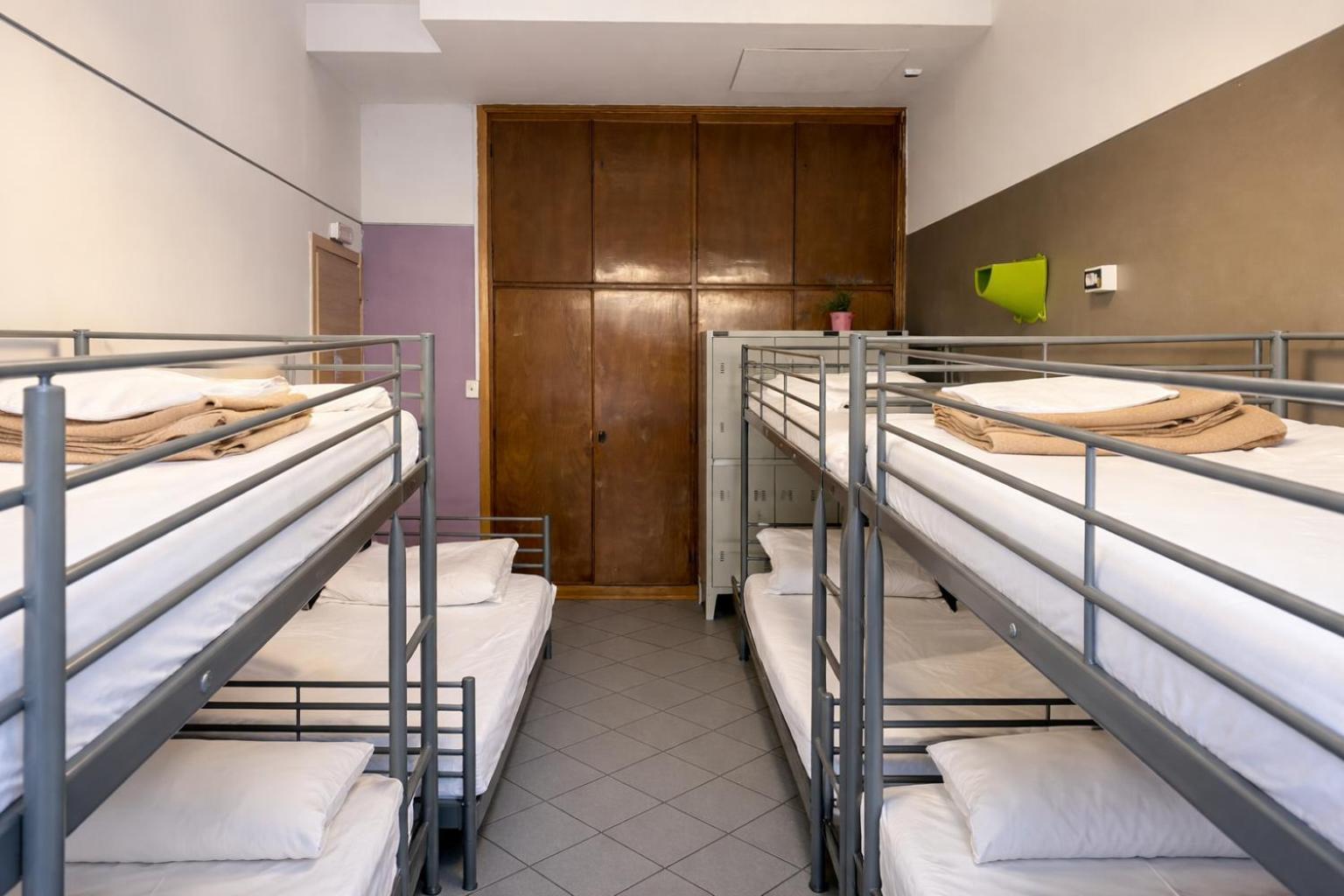 Bett im gemischten Schlafsaal mit 8 Betten